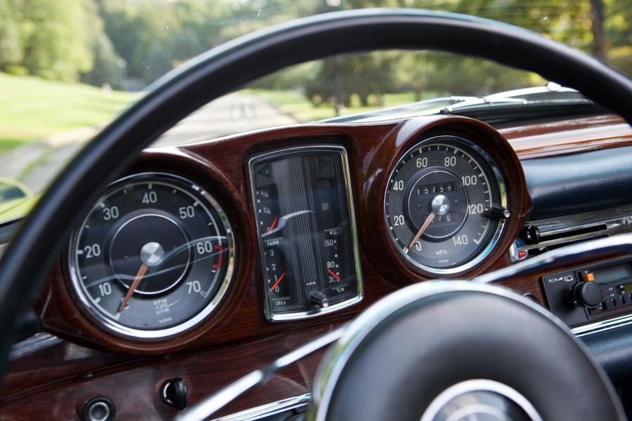  Mercedes-Benz 220 SEb Cabriolet Conversion 1962 года  (фото 5 из 15)